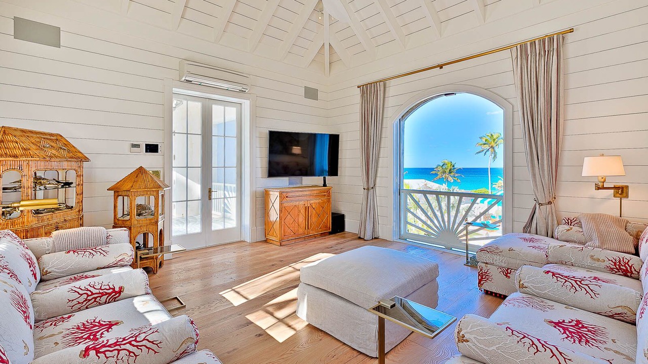 Photo of Livingroom in Dunmore Town