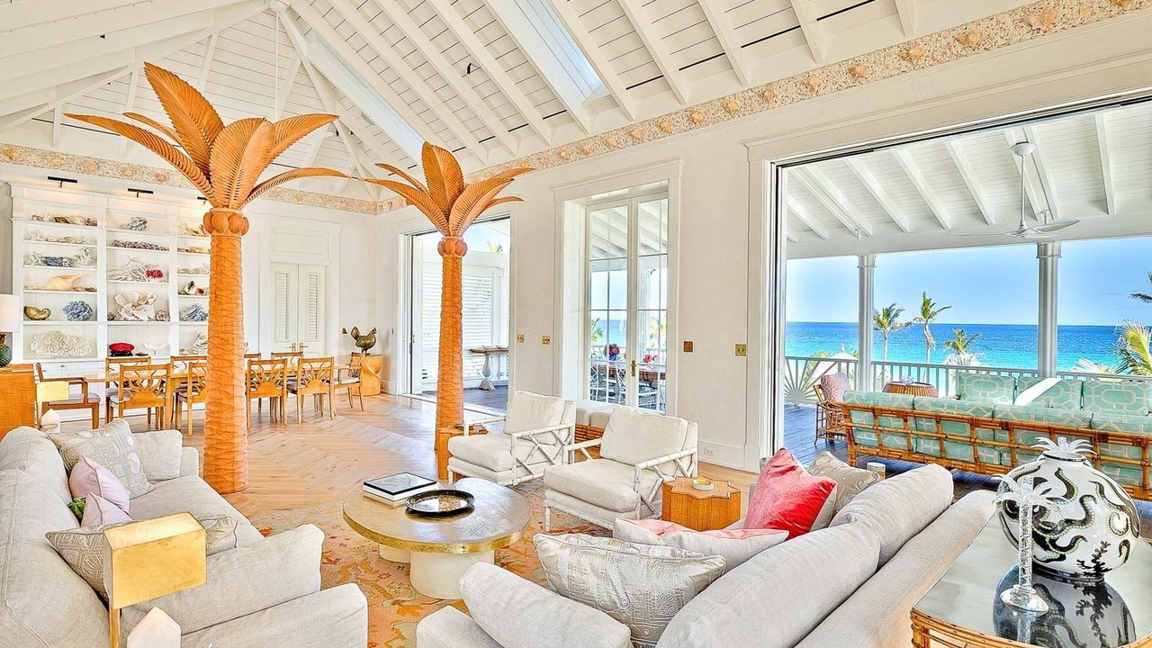 Photo of Livingroom in Dunmore Town