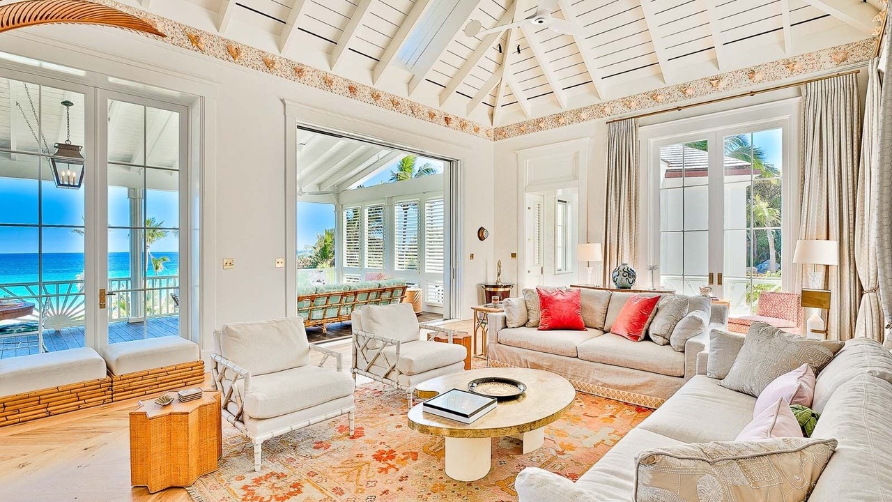 Photo of Livingroom in Dunmore Town