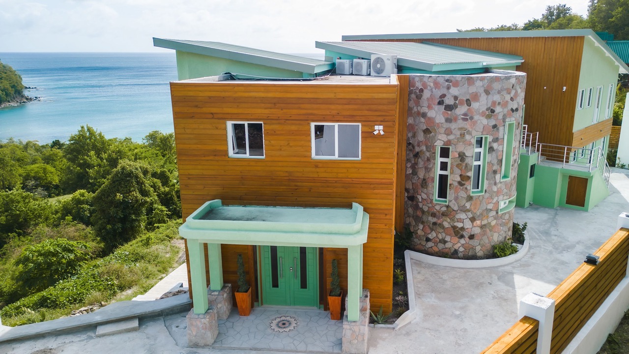 Photo of Outdoor in Laborie