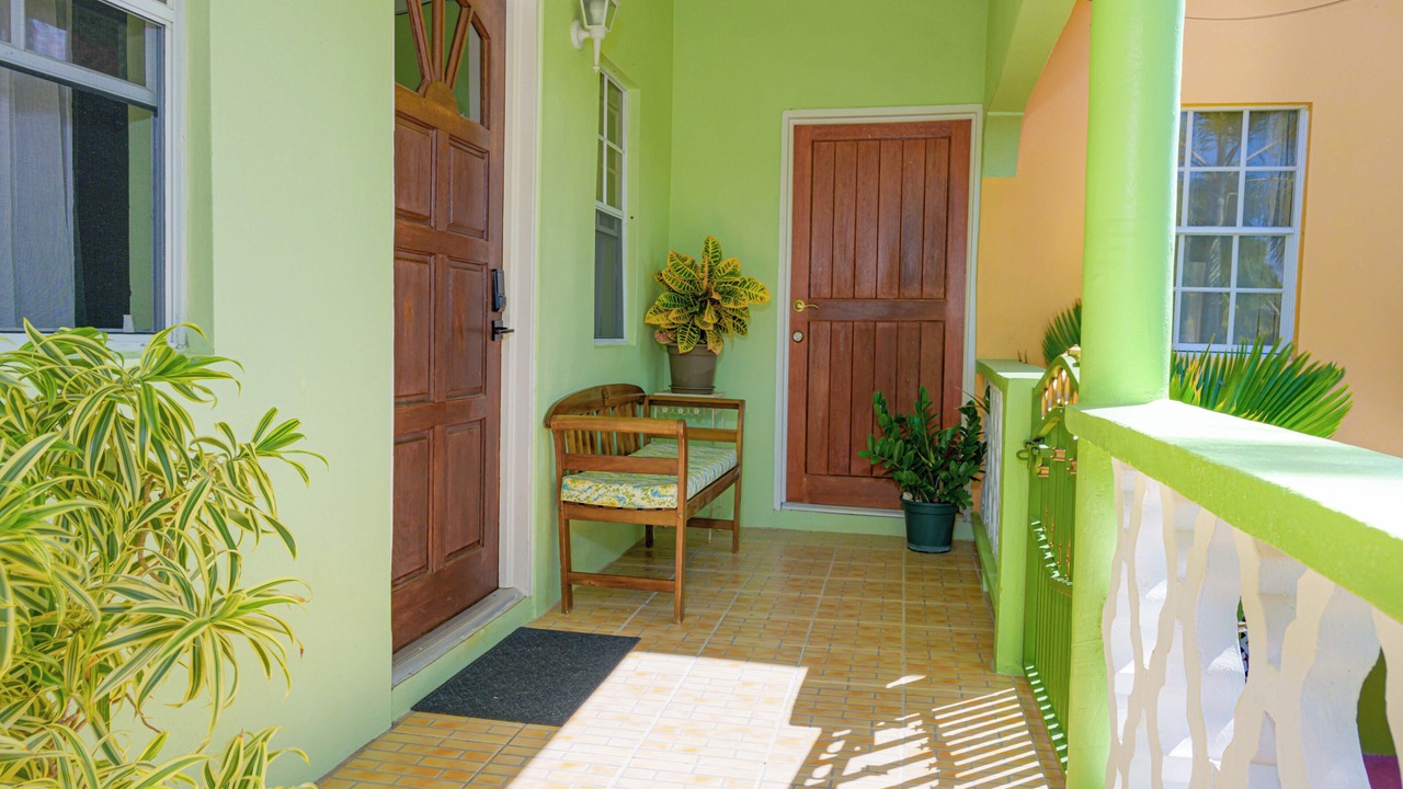 Photo of Patio Balcony in Cades Bay