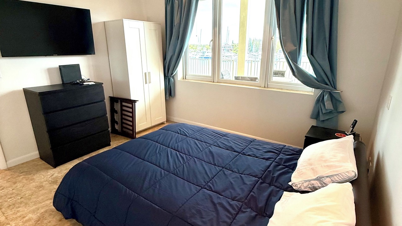 Photo of Bedroom in Bell Channel Bay