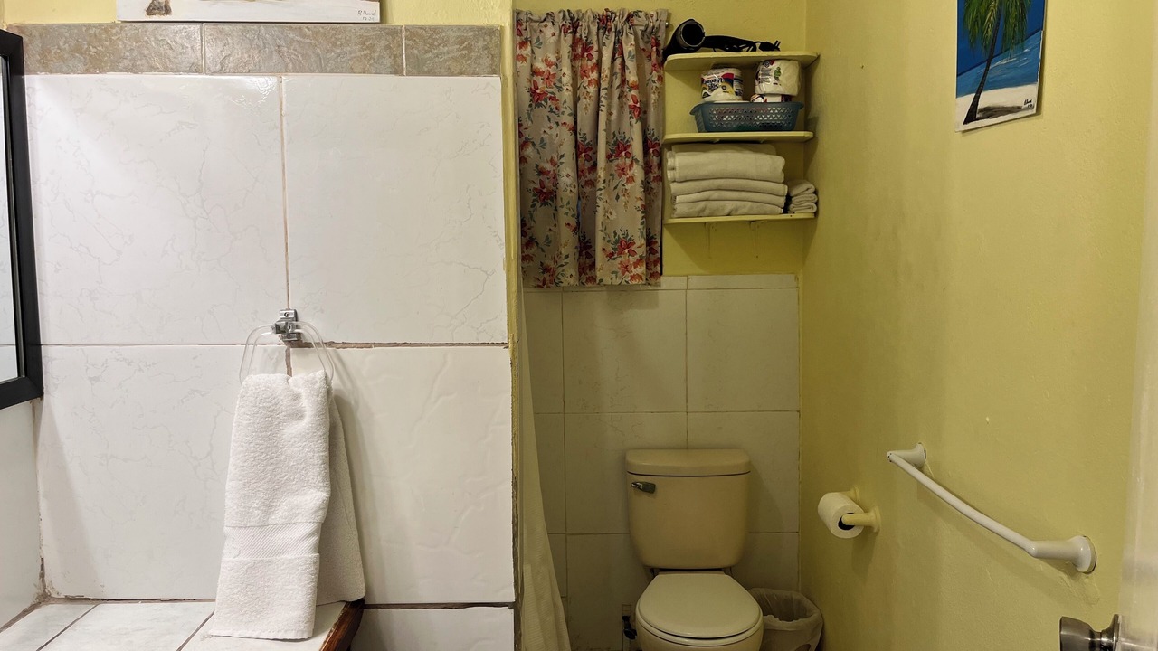 Photo of Bathroom in Seatons Village