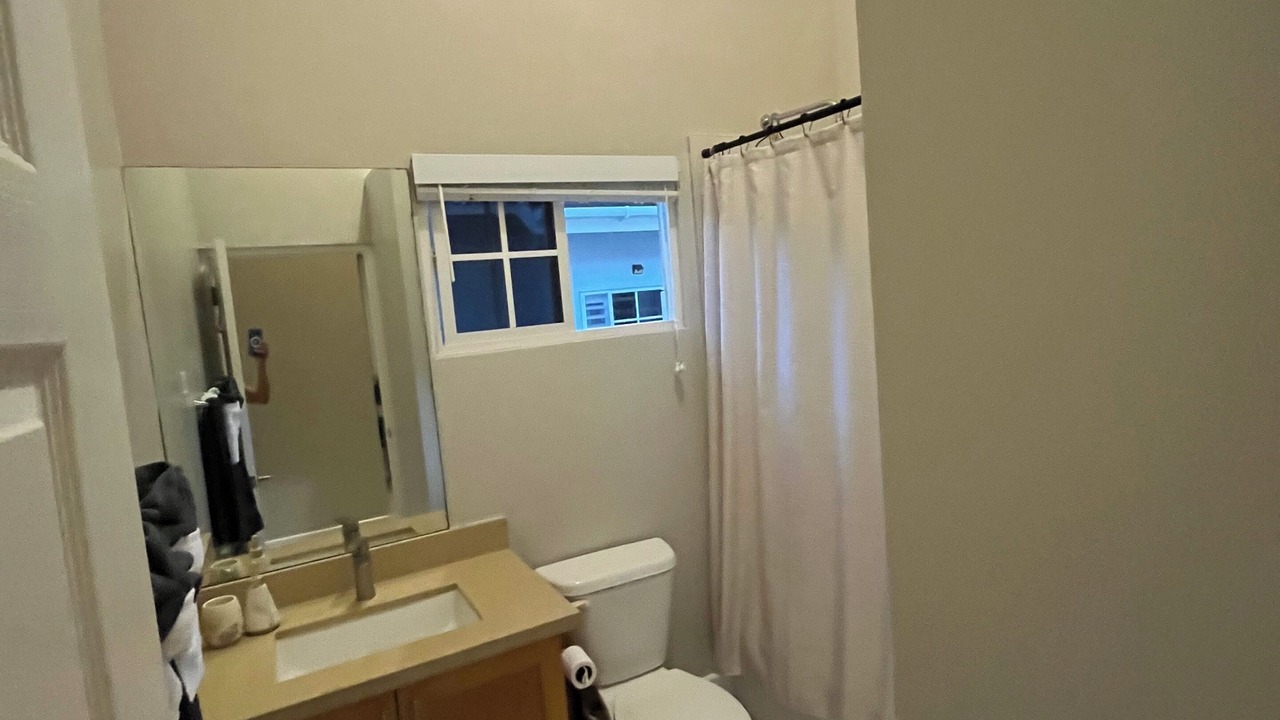Photo of Bathroom in Salt Gut