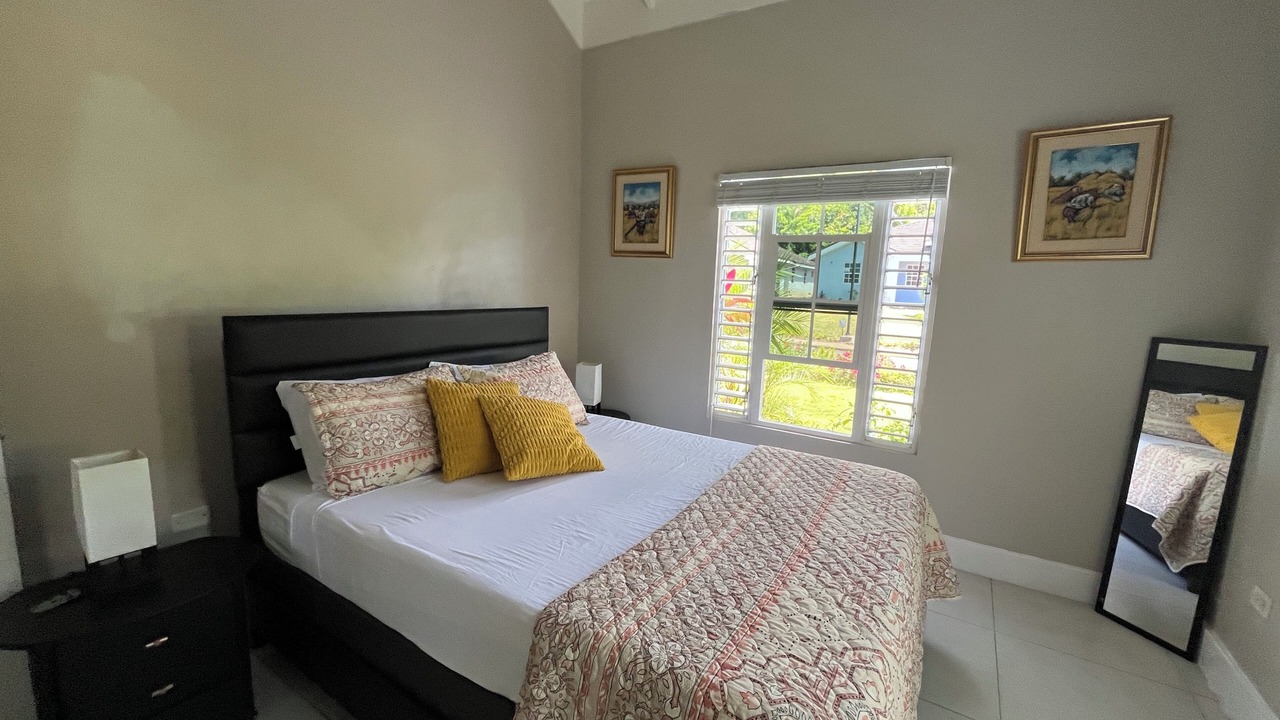 Photo of Bedroom in Salt Gut