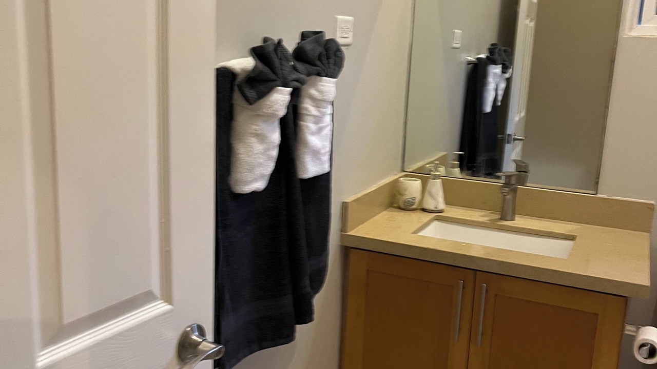 Photo of Bathroom in Salt Gut