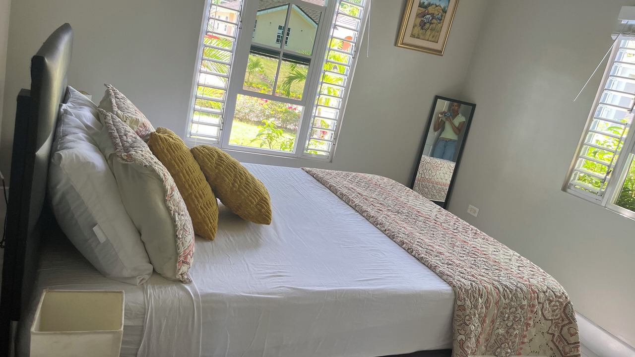 Photo of Bedroom in Salt Gut