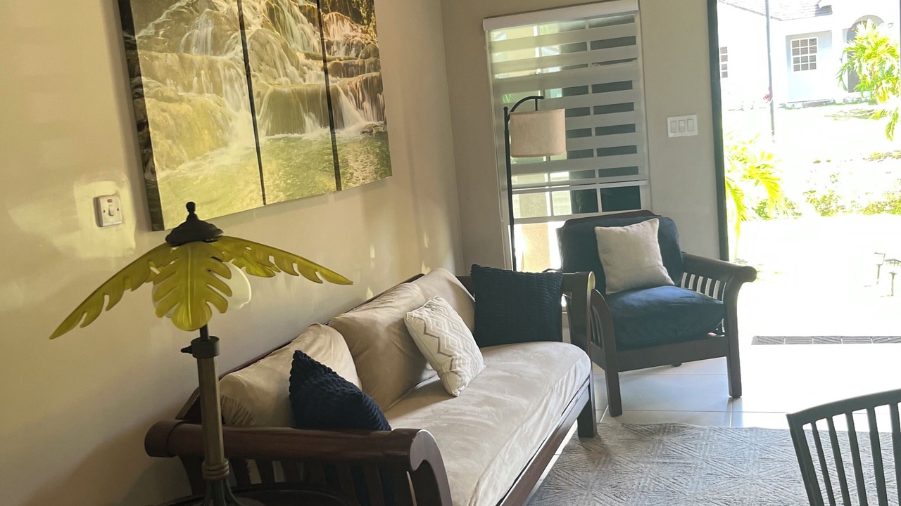 Photo of Livingroom in Salt Gut