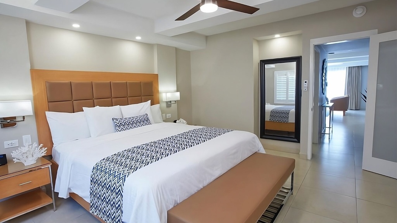 Photo of Others in Oranjestad-West
