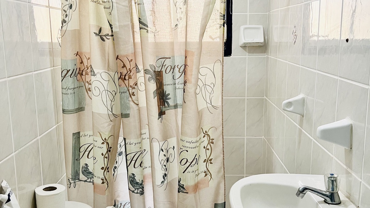 Photo of Bathroom in Lagoville
