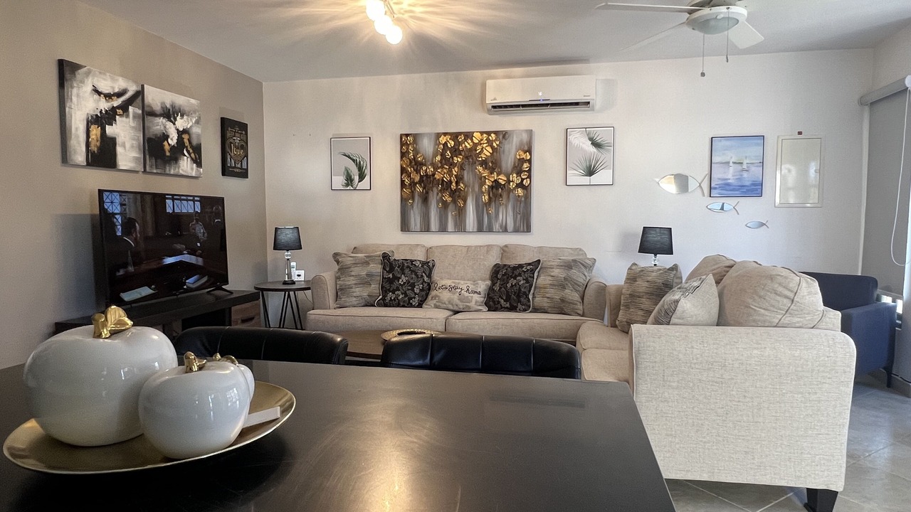 Photo of Livingroom in Palm Beach