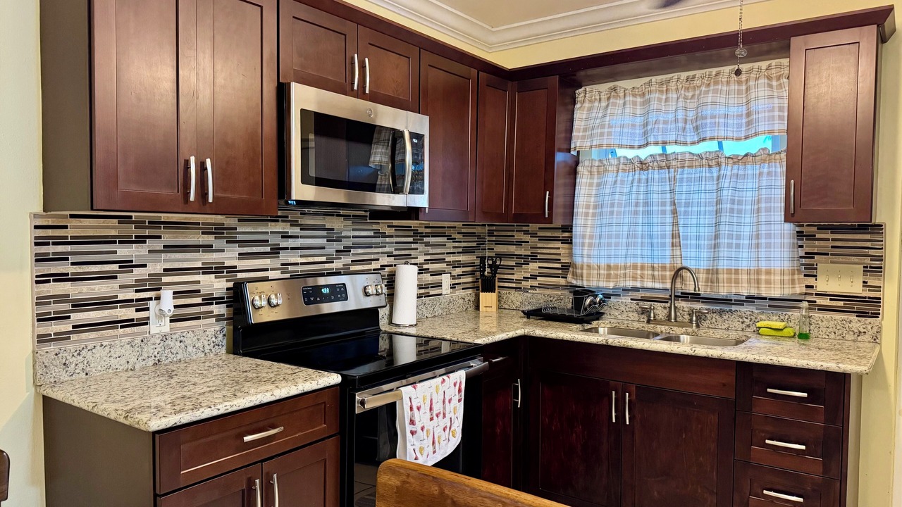 Photo of Kitchen in Long Bay Hills