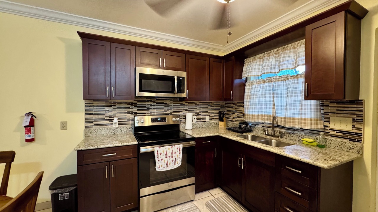 Photo of Kitchen in Long Bay Hills