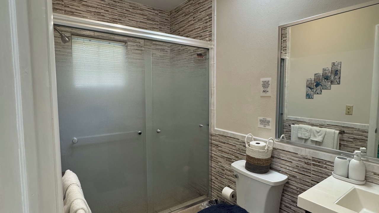 Photo of Bathroom in Long Bay Hills