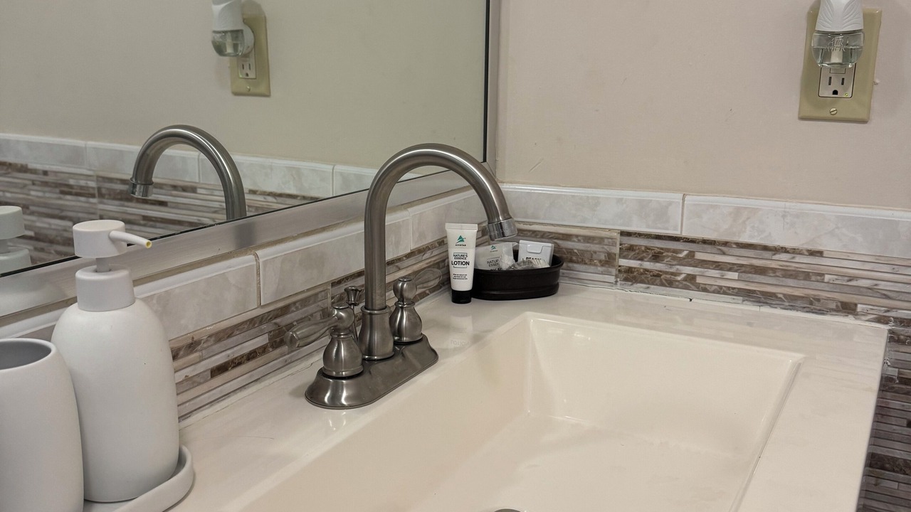 Photo of Bathroom in Long Bay Hills