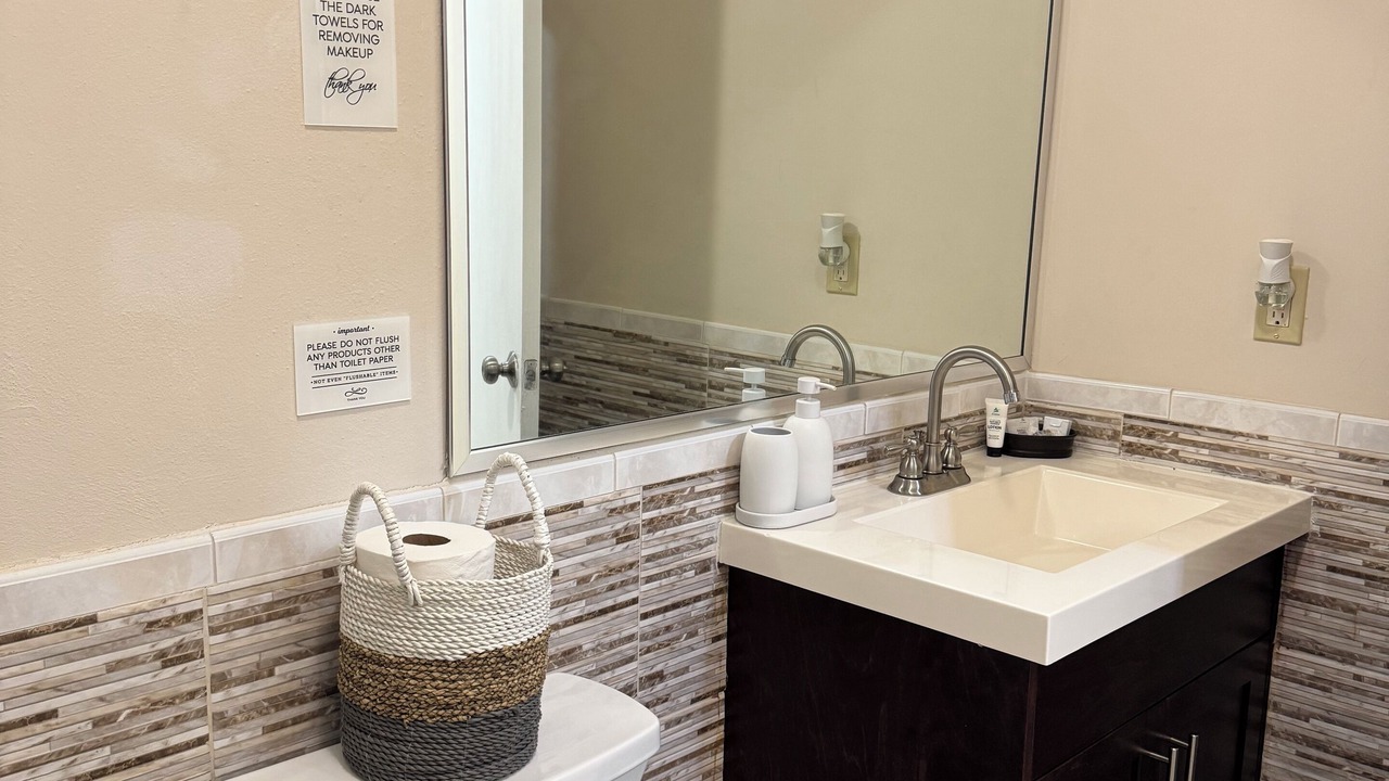 Photo of Bathroom in Long Bay Hills