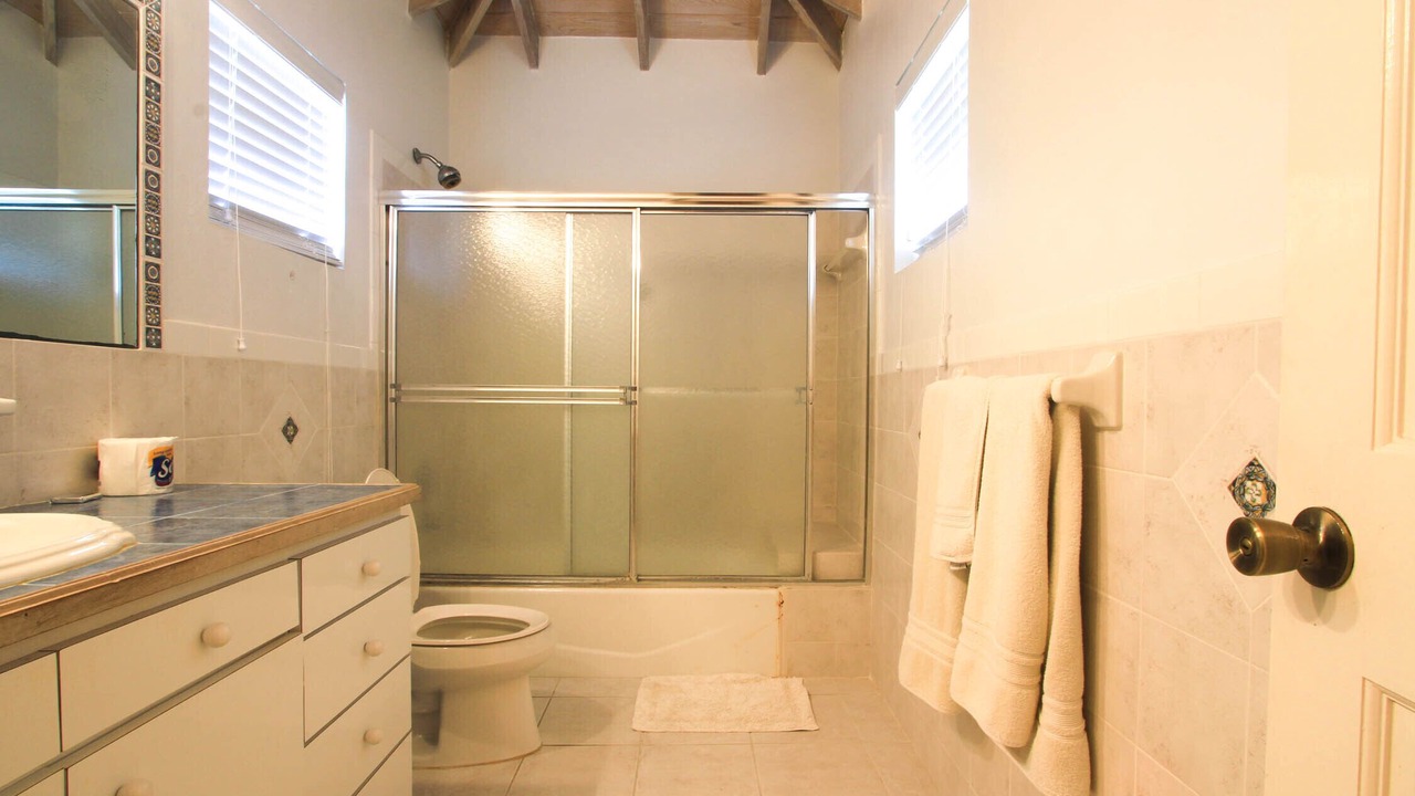 Photo of Bathroom in Dunmore Town