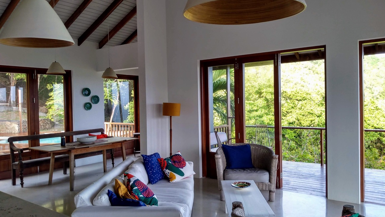 Photo of Livingroom in Spring Estate