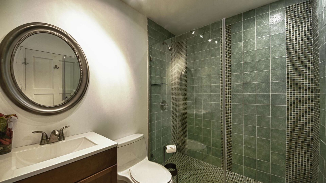 Photo of Bathroom in Marigot Bay