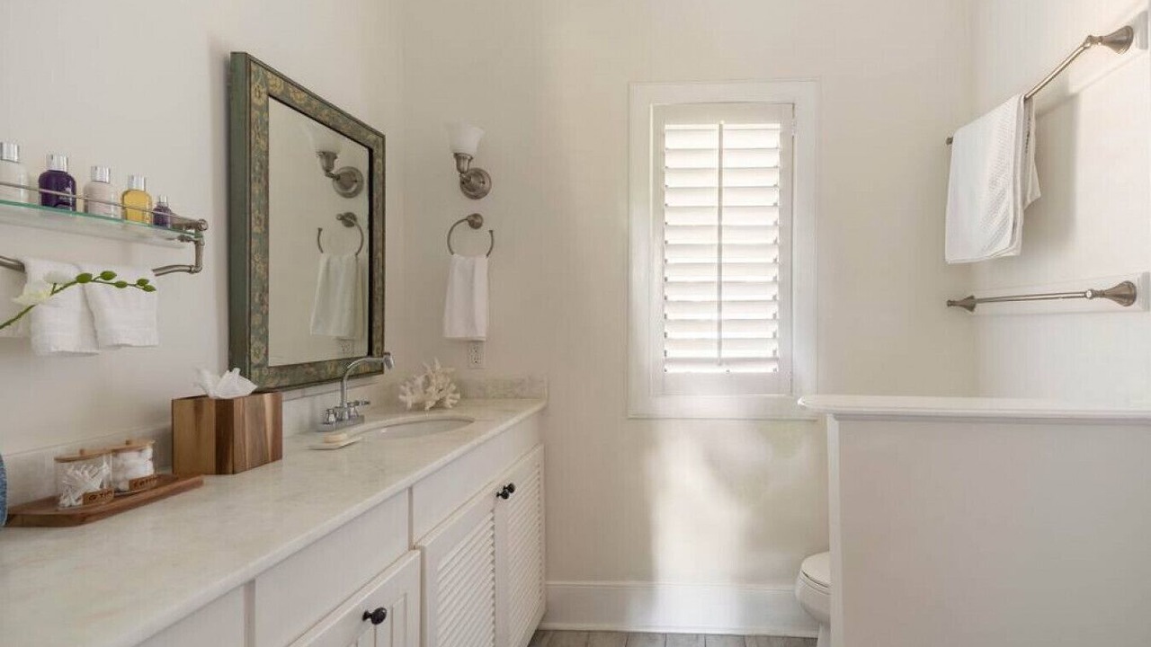 Photo of Bathroom in Out Islands