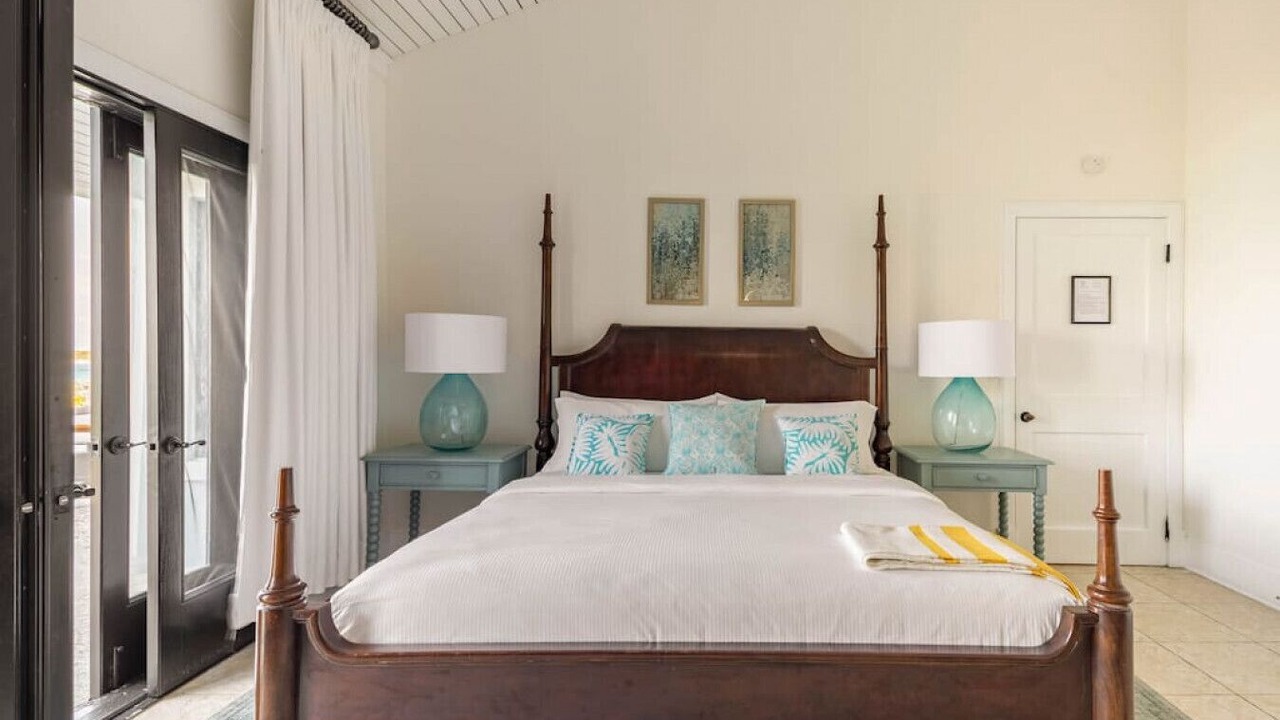 Photo of Bedroom in Out Islands
