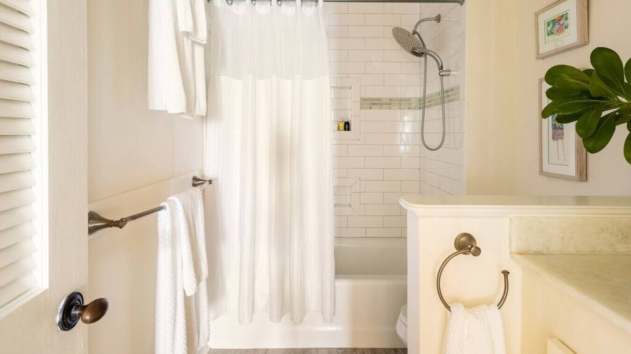 Photo of Bathroom in Out Islands