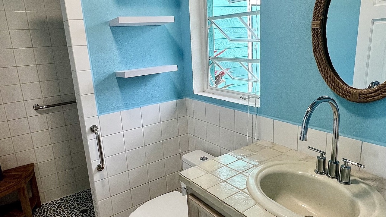 Photo of Bathroom in Rainbow Bay