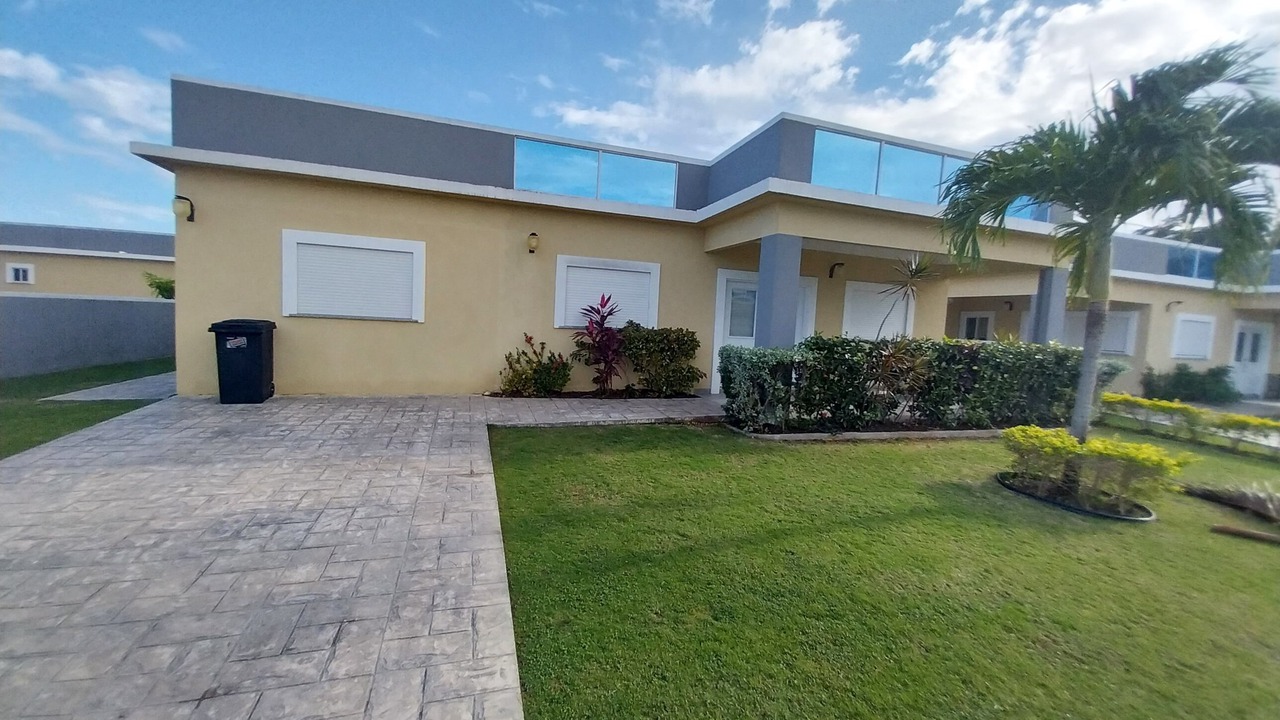 Photo of Outdoor in St. Ann's Bay