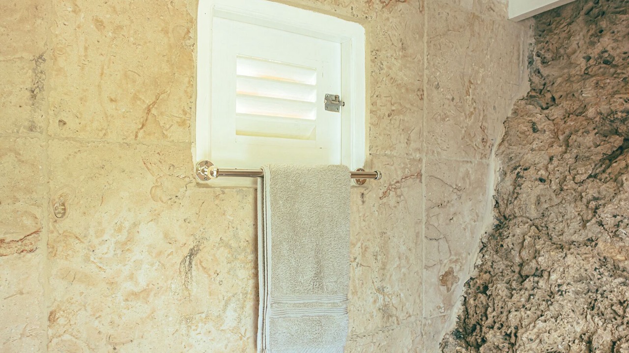 Photo of Bathroom in Oranjestad