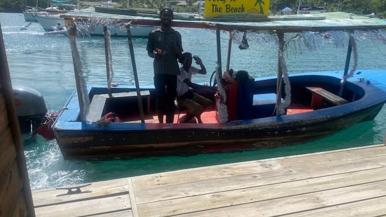 Photo of Others in Marigot Bay