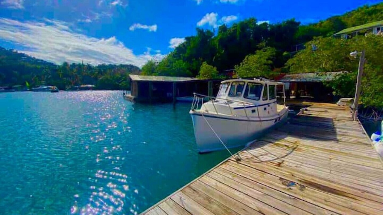 Photo of Others in Marigot Bay