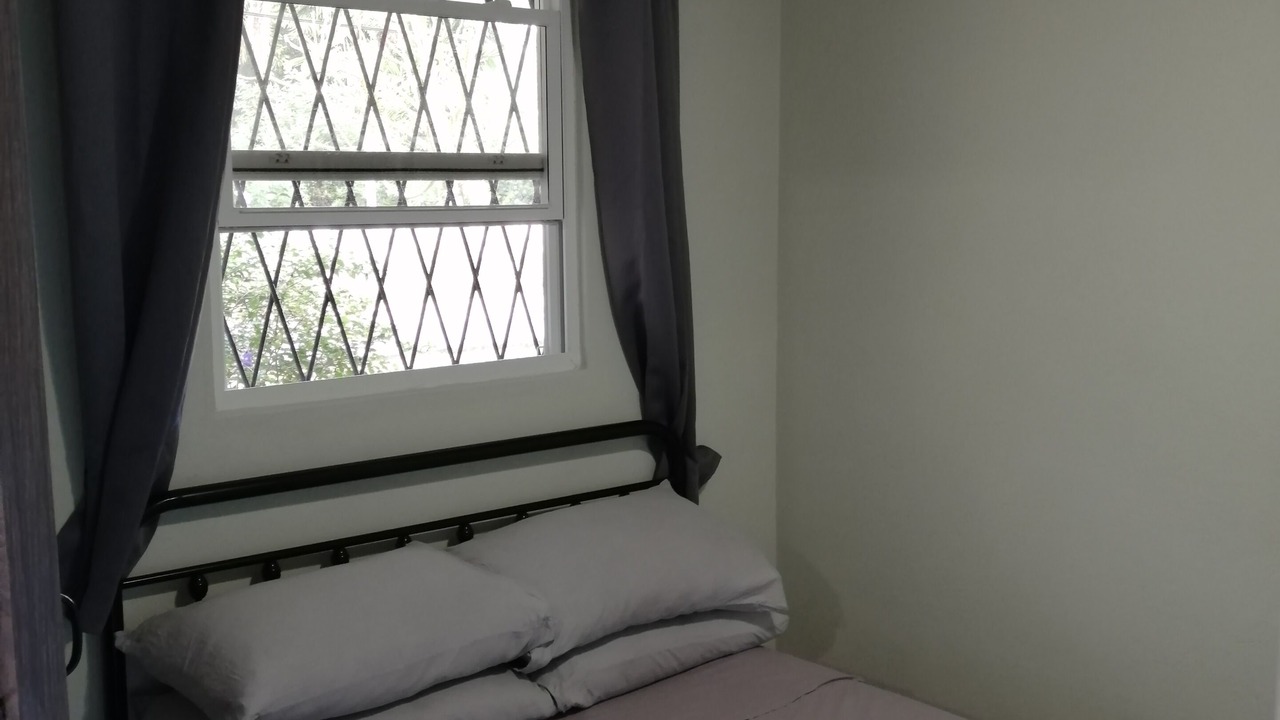 Photo of Bedroom in Navy Gardens