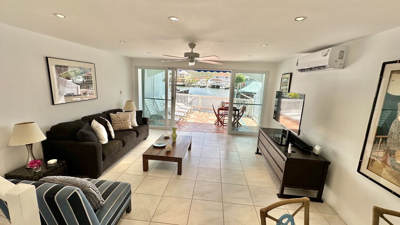 Photo of Livingroom in Jolly Harbour