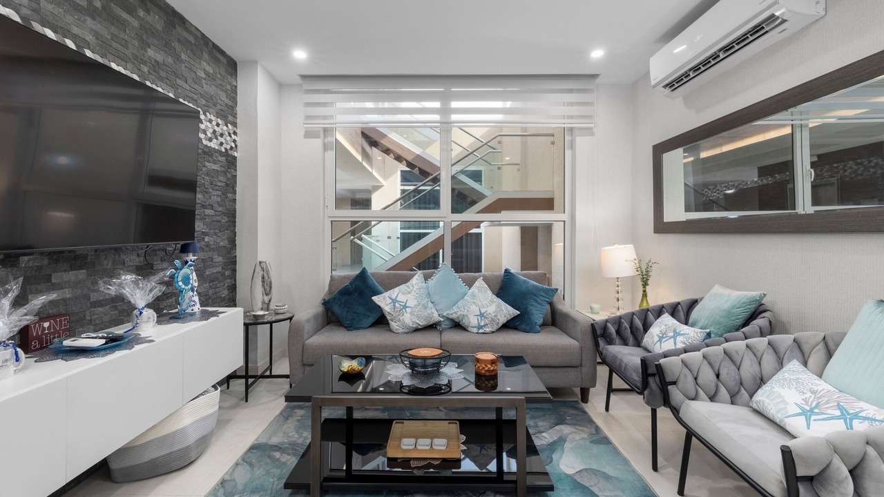 Photo of Livingroom in Opal