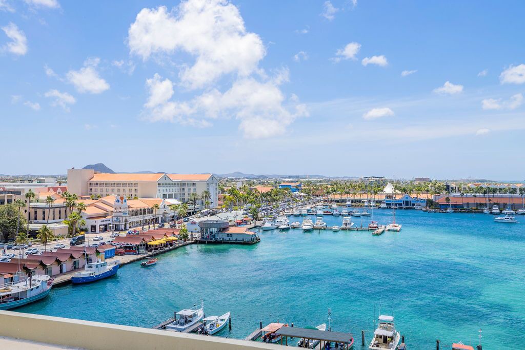 Photo of Others in Oranjestad-West