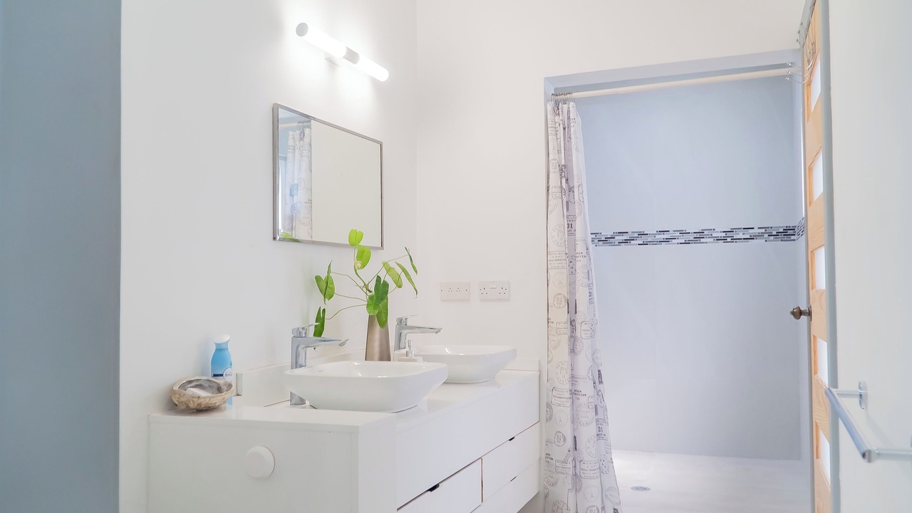 Photo of Bathroom in Calivigny