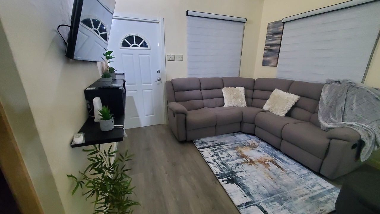 Photo of Livingroom in Portmore