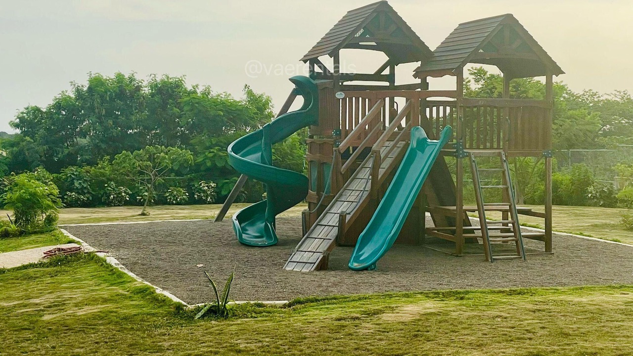 Photo of Others in Discovery Bay