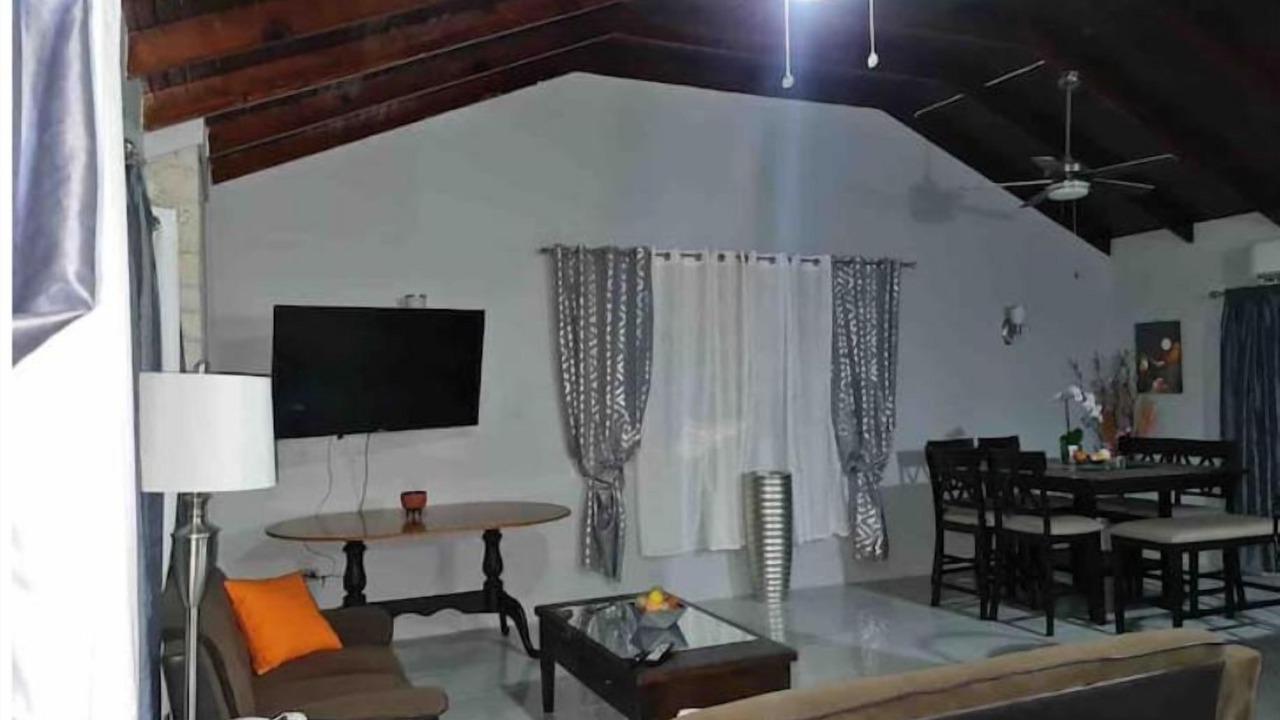 Photo of Livingroom in Runaway Bay