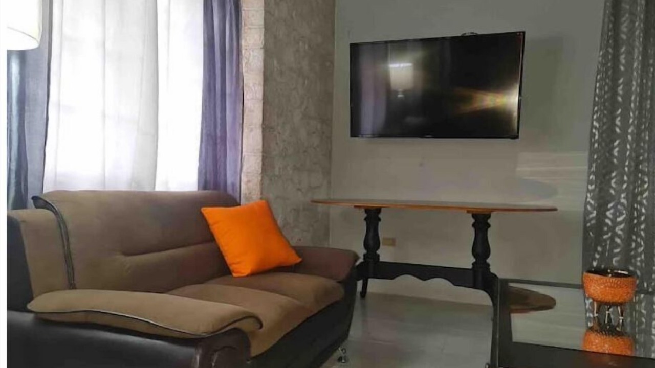 Photo of Livingroom in Runaway Bay