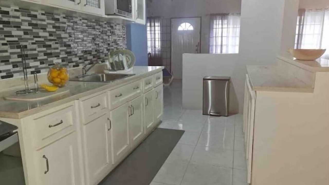 Photo of Kitchen in Runaway Bay
