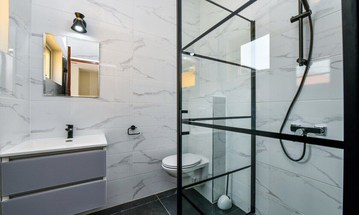 Photo of Bathroom in Santa Cruz