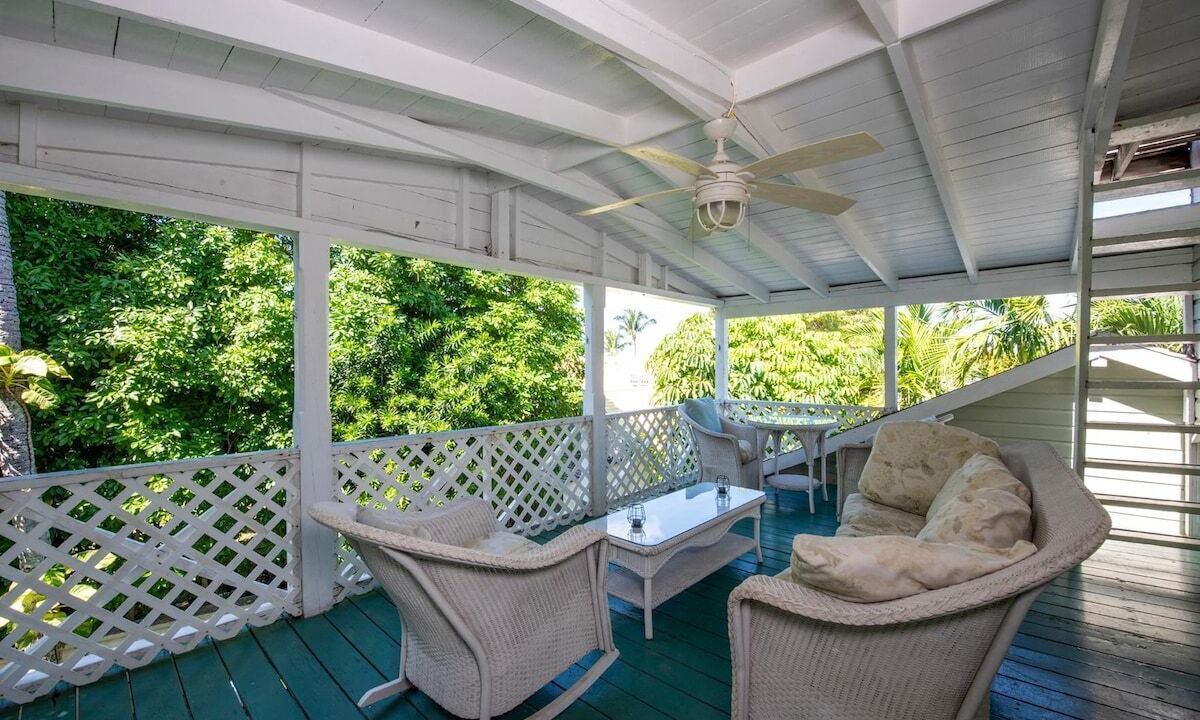 Photo of Patio Balcony in Dunmore Town