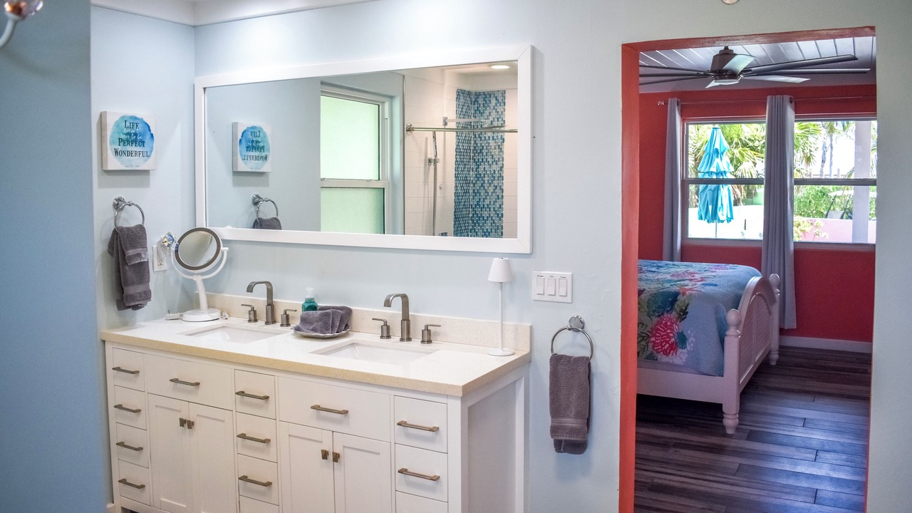 Photo of Bathroom in Green Turtle Estates