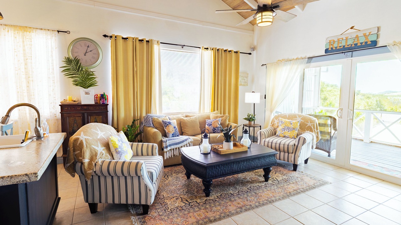 Photo of Livingroom in Venetian Road Settlement