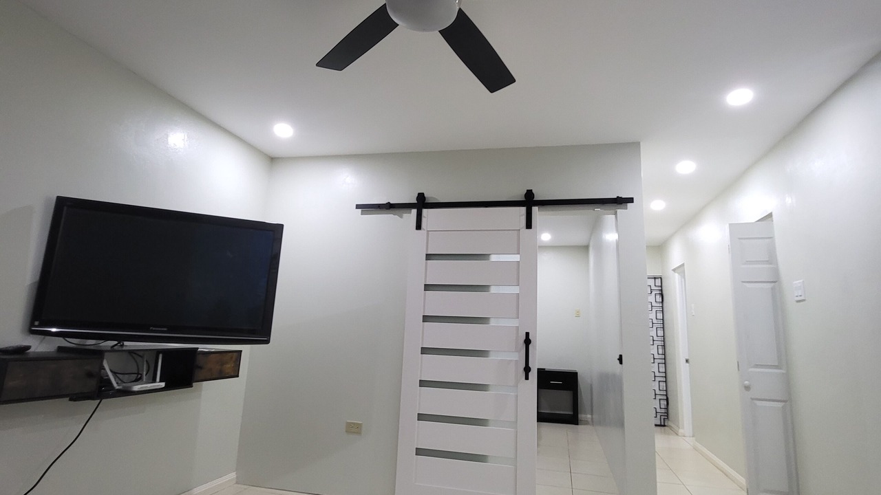 Photo of Livingroom in Eastwood Park