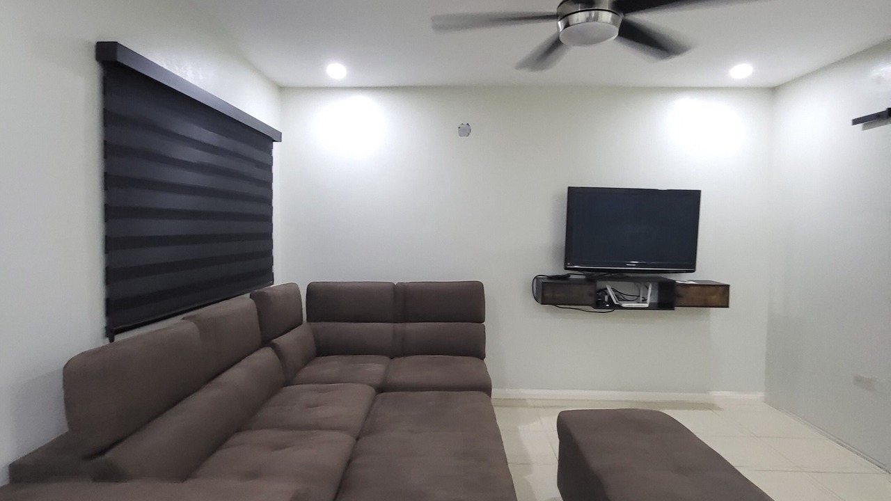 Photo of Livingroom in Eastwood Park