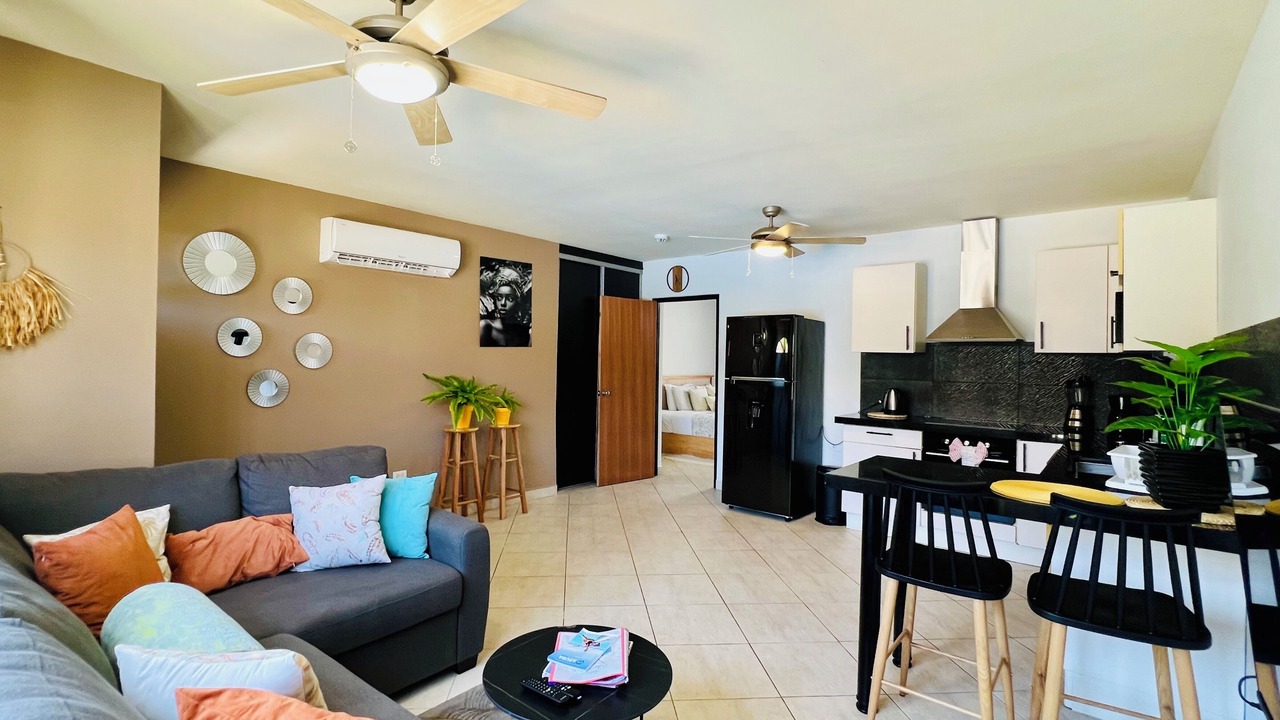 Photo of Livingroom in Palm Beach