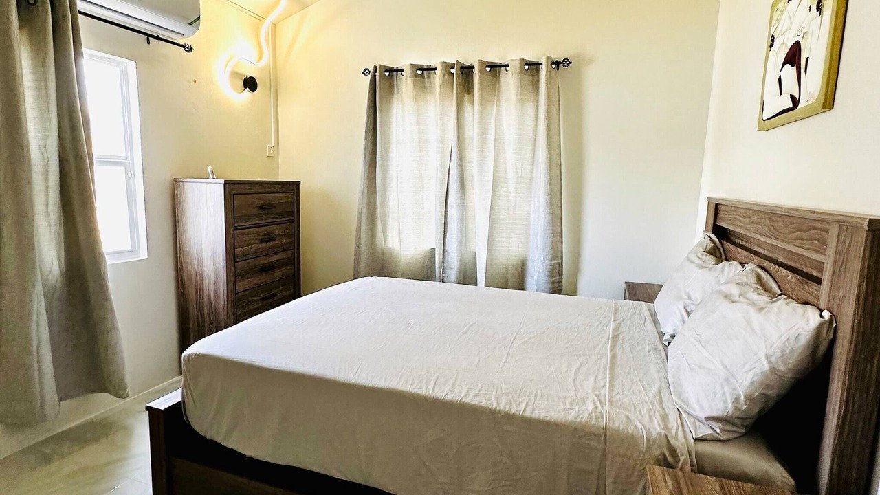 Photo of Bedroom in Discovery Bay