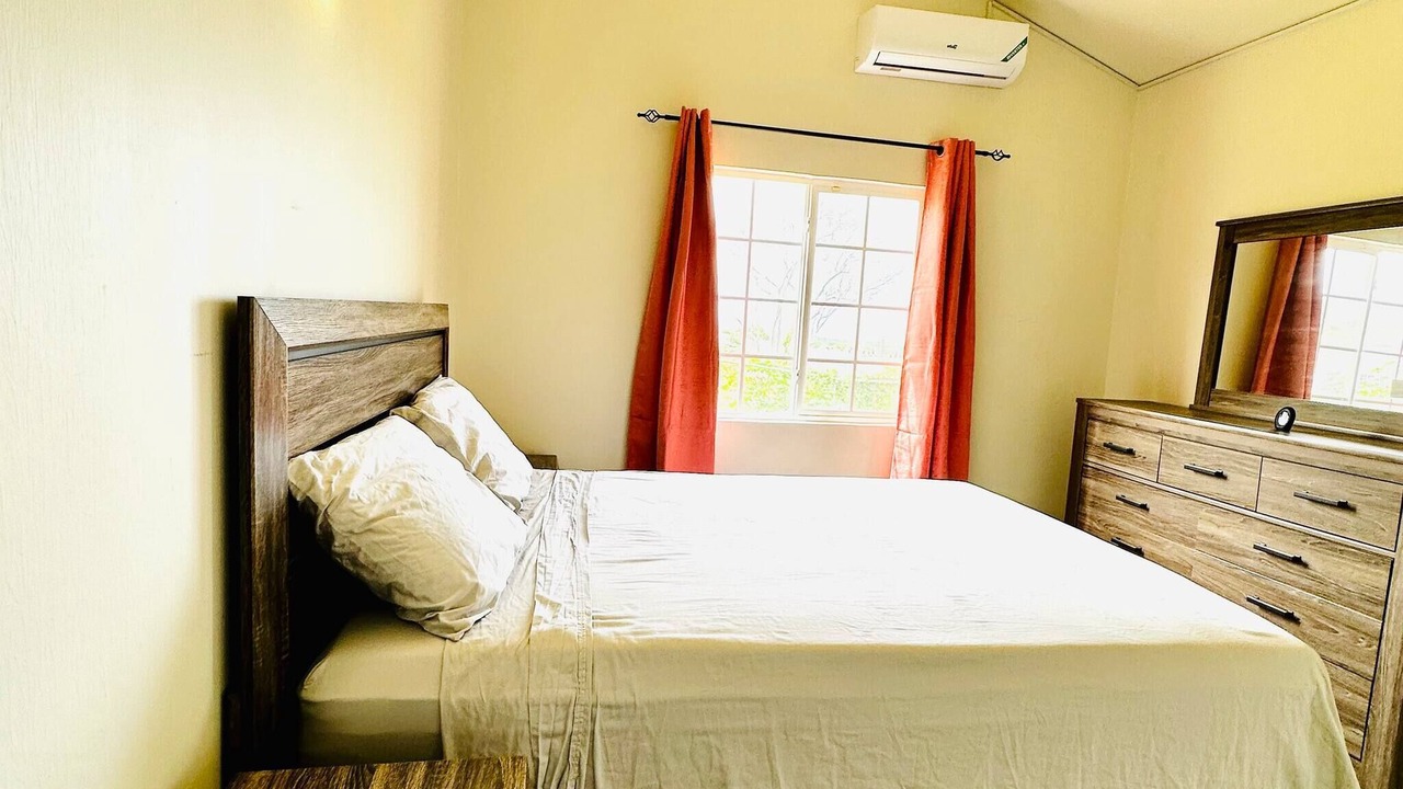 Photo of Bedroom in Discovery Bay
